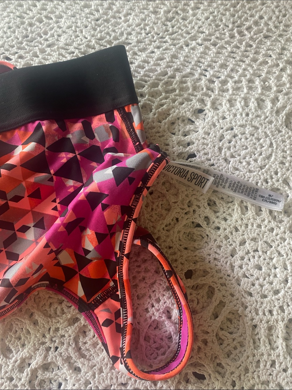 Victoria Sport Multicolor Geometric Sports Bra - Pink & Orange Size M
